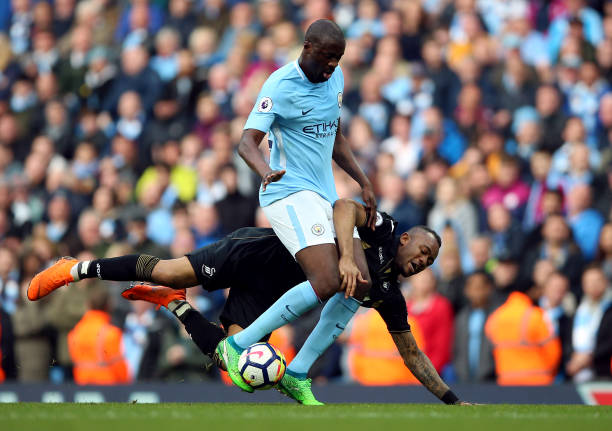 员的自信心 员的自信心