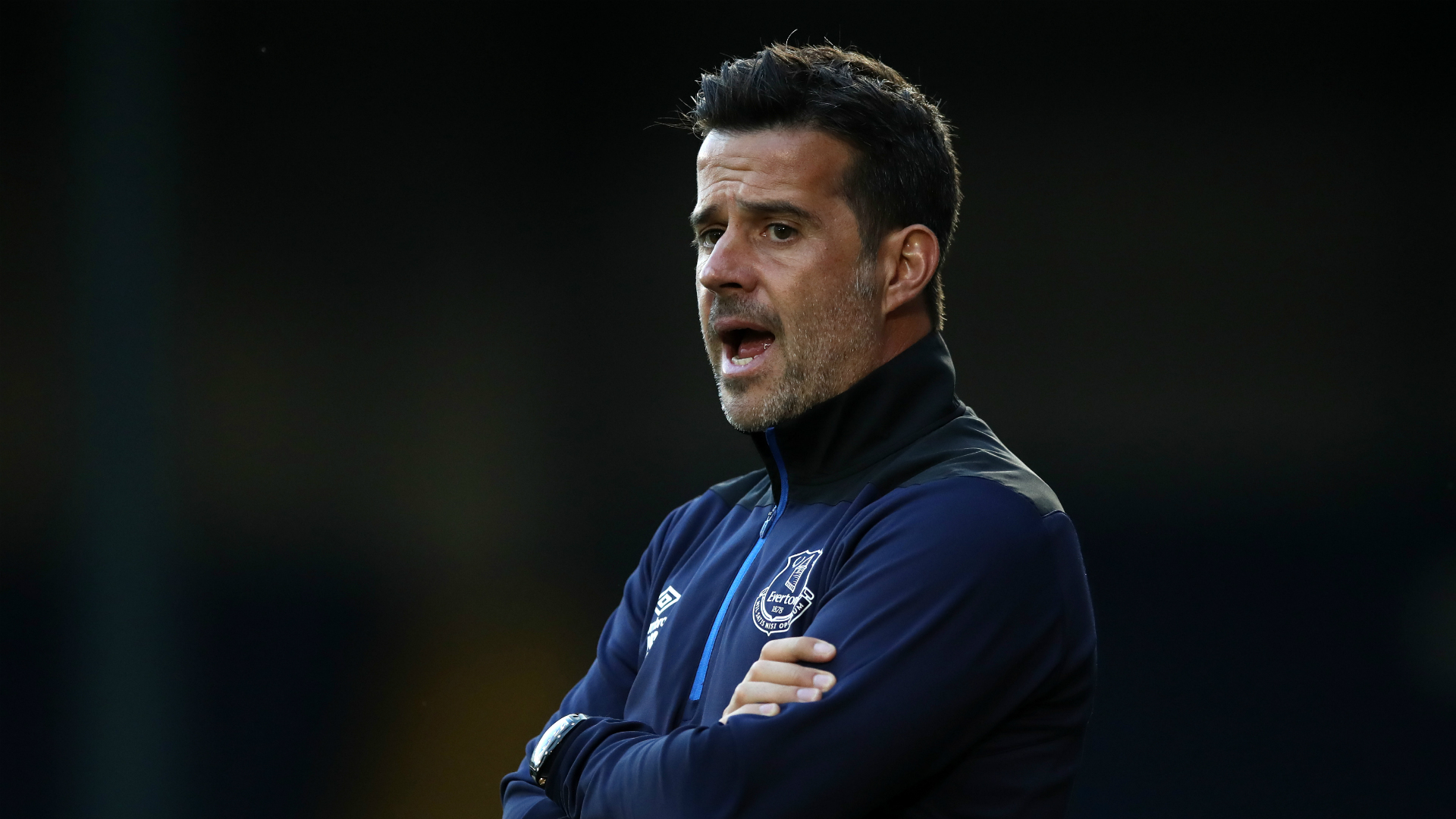 舒展劈扣 舒展劈扣